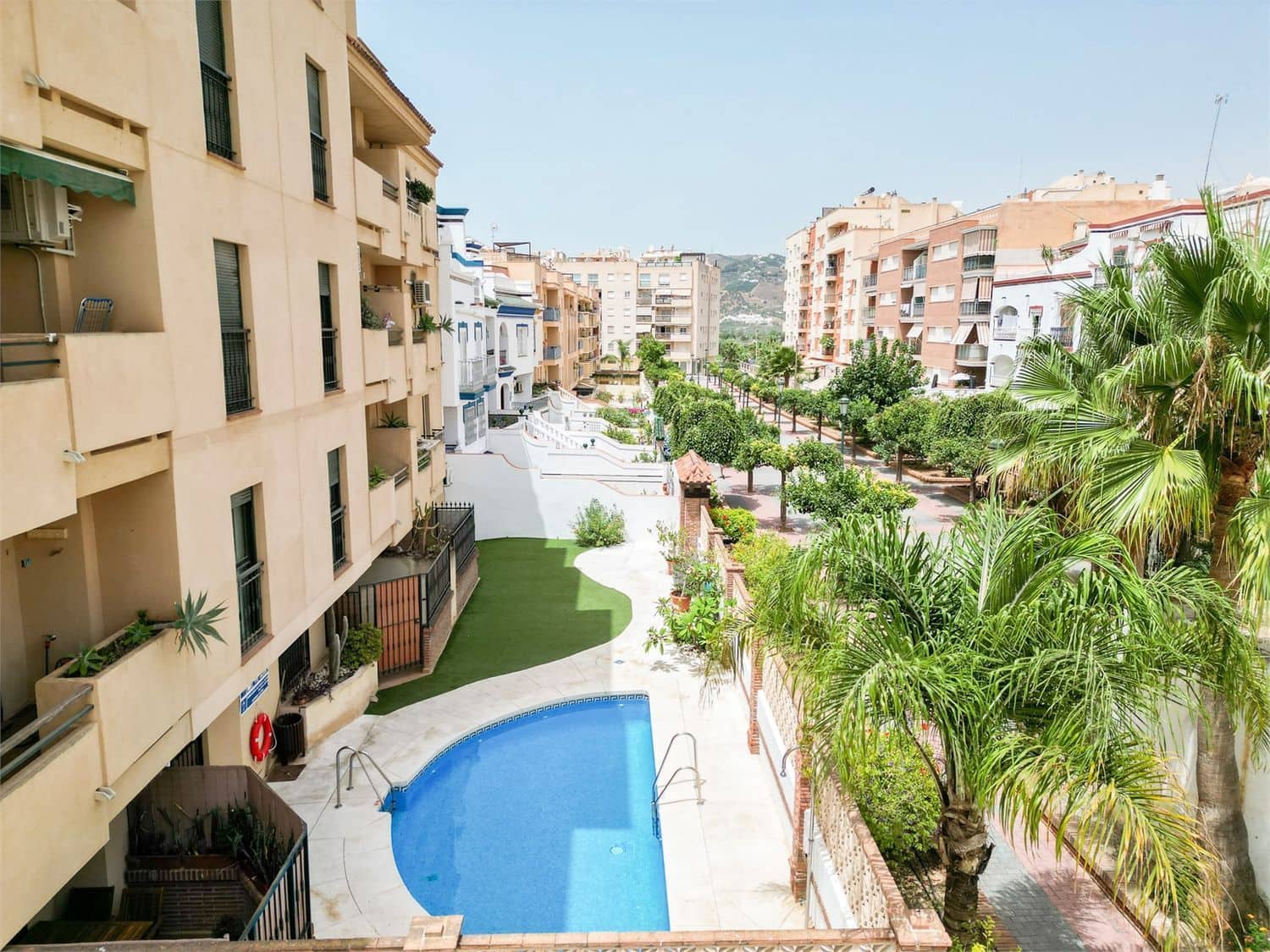 Lejlighed til salg i Nerja - € 290.000 (Ref: 10098764)