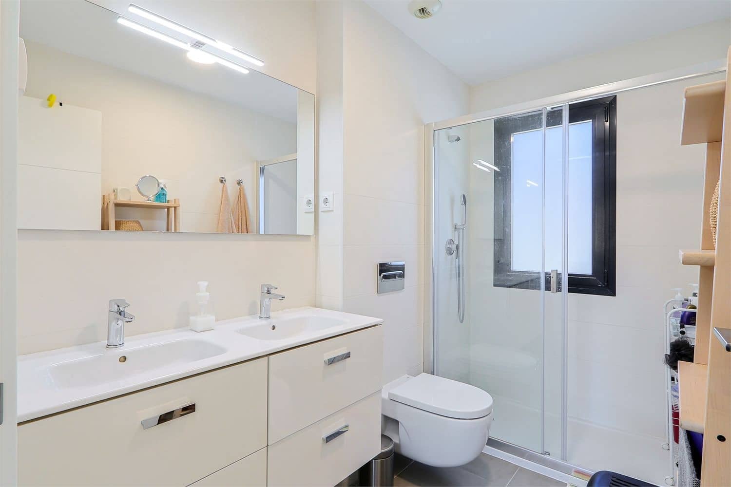 Reihenhaus zu verkaufen in Nerja - 449.000 € (Ref: 10098765)