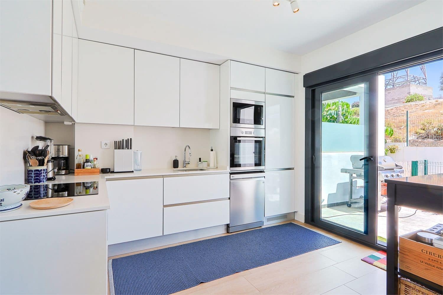 Reihenhaus zu verkaufen in Nerja - 449.000 € (Ref: 10098765)