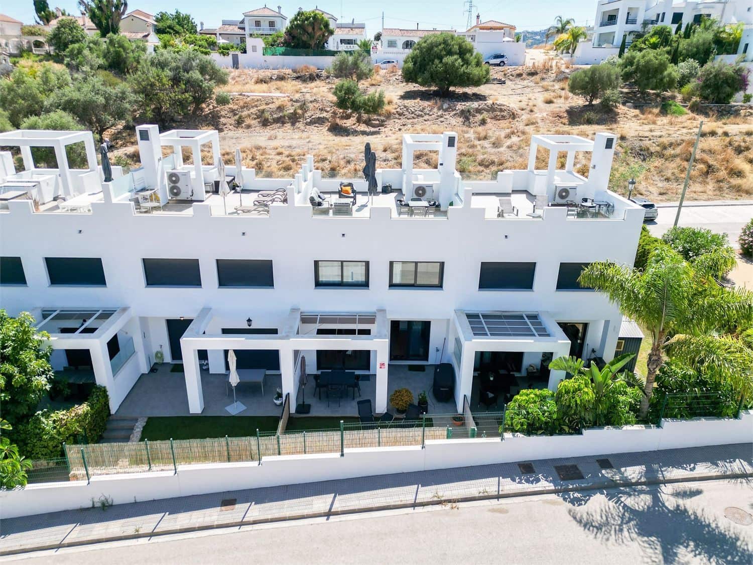 Reihenhaus zu verkaufen in Nerja - 449.000 € (Ref: 10098765)