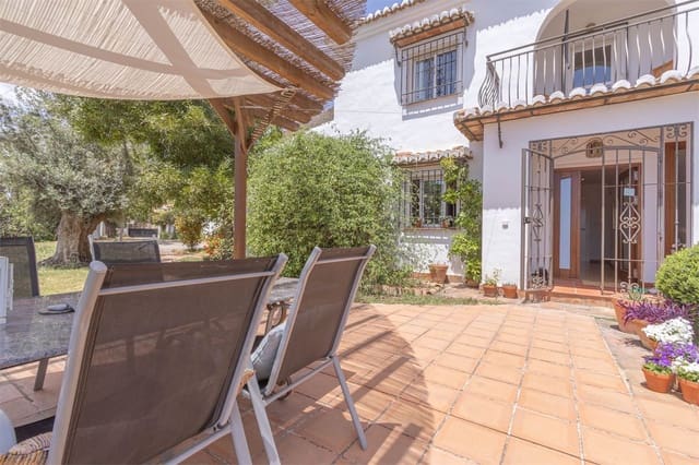 Moradia para venda em Nigüelas - 545 000 € (Ref: 10098766)