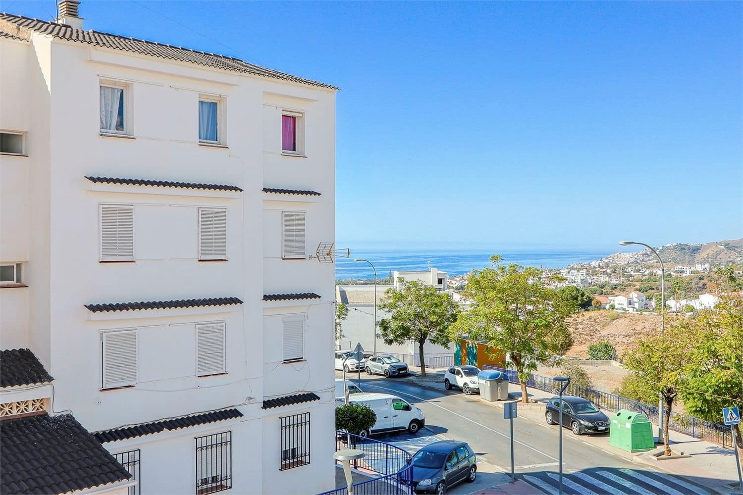 Lägenhet till salu i Nerja - 215 000 € (Ref: 10098767)