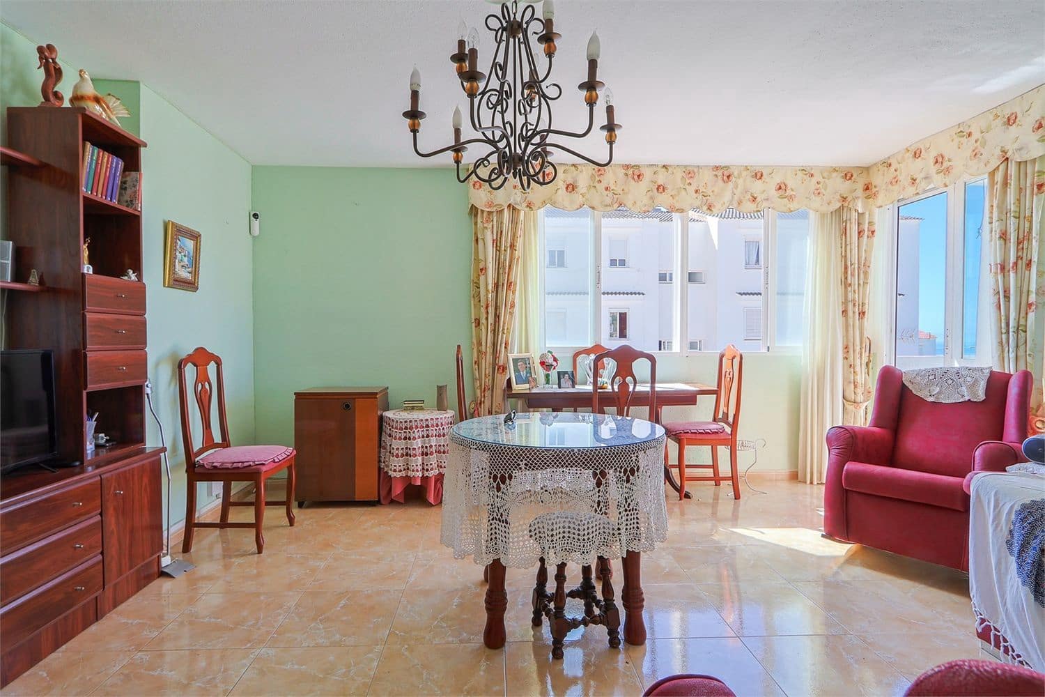 Lägenhet till salu i Nerja - 215 000 € (Ref: 10098767)