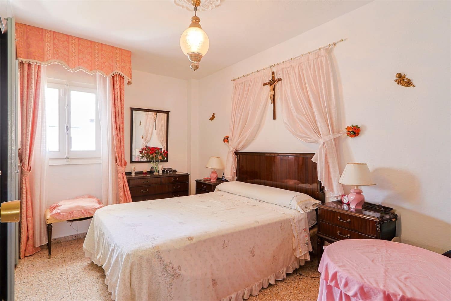 Lägenhet till salu i Nerja - 215 000 € (Ref: 10098767)