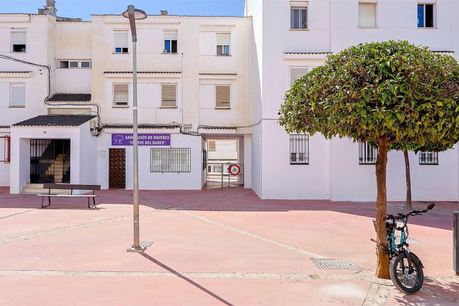 Lägenhet till salu i Nerja - 215 000 € (Ref: 10098767)