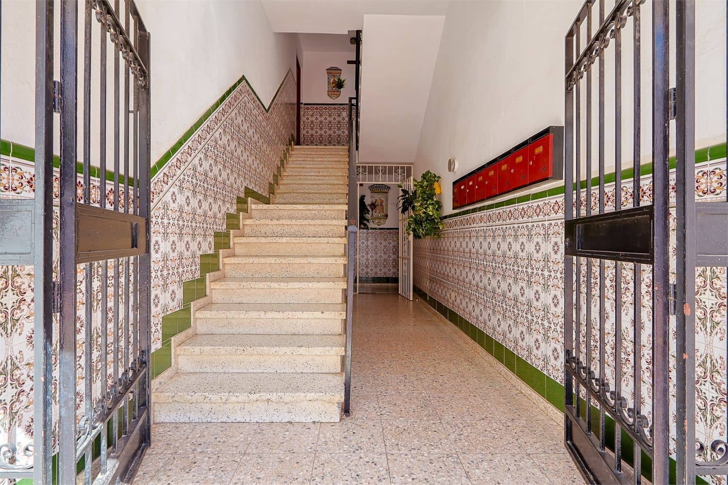 Lägenhet till salu i Nerja - 215 000 € (Ref: 10098767)