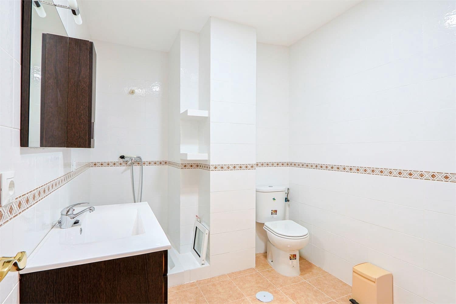 Omakotitalo myytävänä paikassa Nerja - 465 000 € (Ref: 10098768)