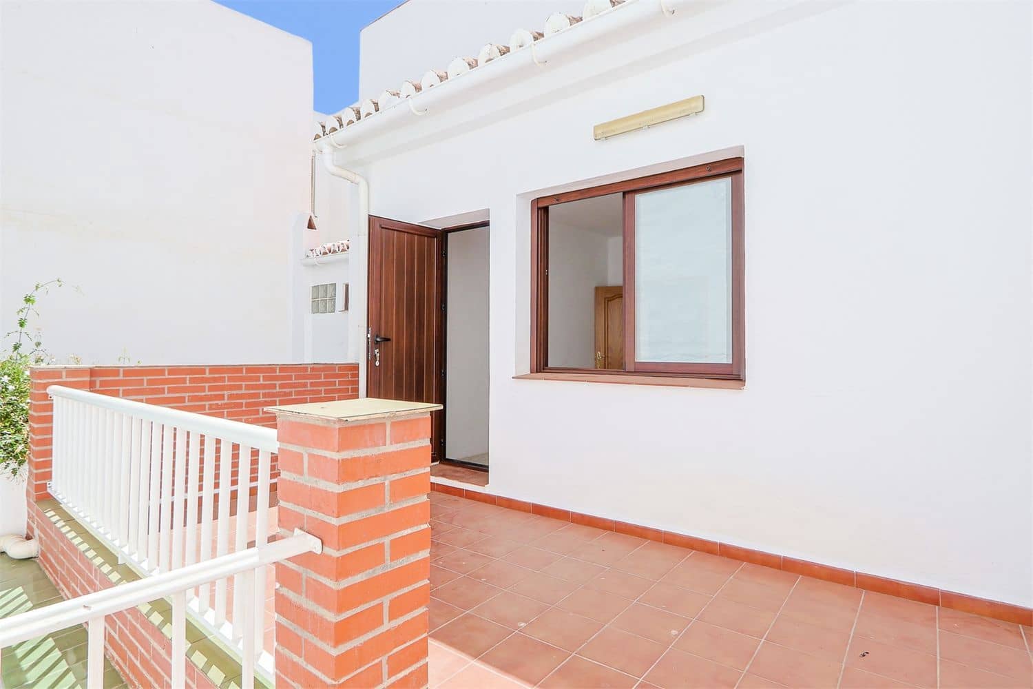 Omakotitalo myytävänä paikassa Nerja - 465 000 € (Ref: 10098768)