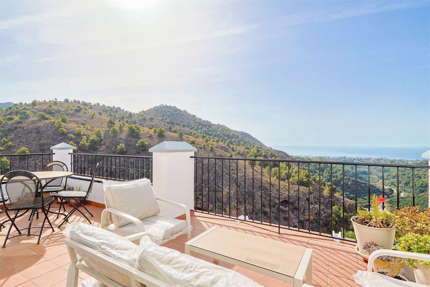 Villa/Maison à vendre à Frigiliana - 950 000 € (Ref: 10098769)