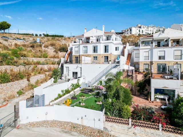 Villa/Maison à vendre à Frigiliana - 950 000 € (Ref: 10098769)