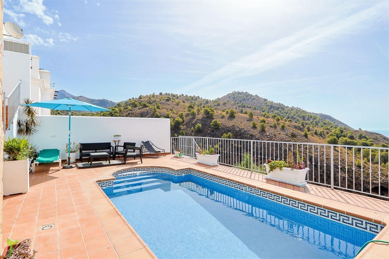 Villa/Maison à vendre à Frigiliana - 950 000 € (Ref: 10098769)