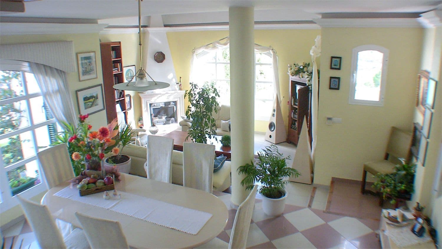 Kommersiell til salgs i Torrox-Costa - € 1 100 000 (Ref: 10098770)