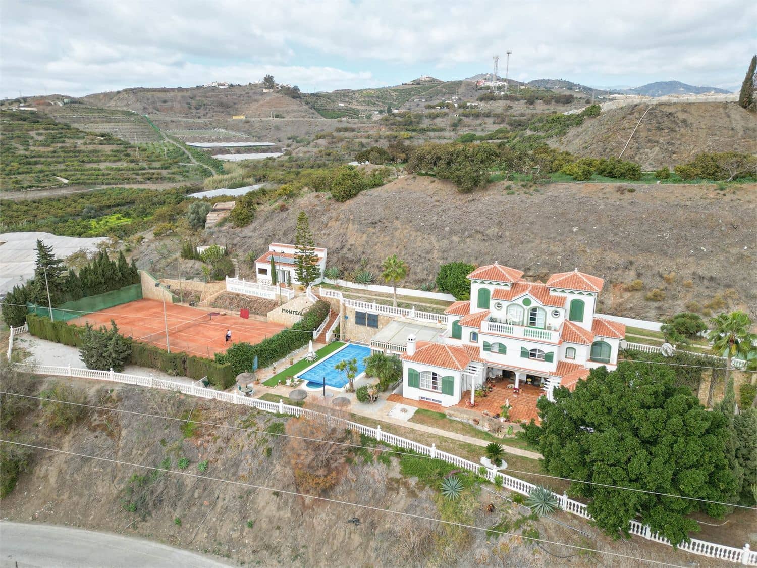 Kommersiell til salgs i Torrox-Costa - € 1 100 000 (Ref: 10098770)