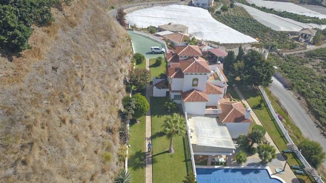 Kommersiell til salgs i Torrox-Costa, Torrox - € 1 100 000 (Ref: 10098770)
