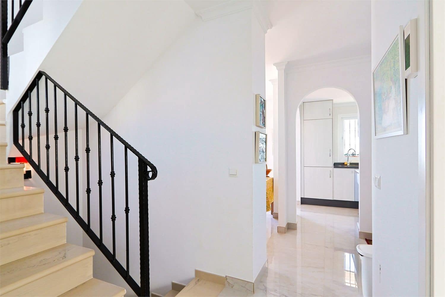 5 sovrum Villa till salu i Nerja med pool garage - 915 000 € (Ref: 10098773)