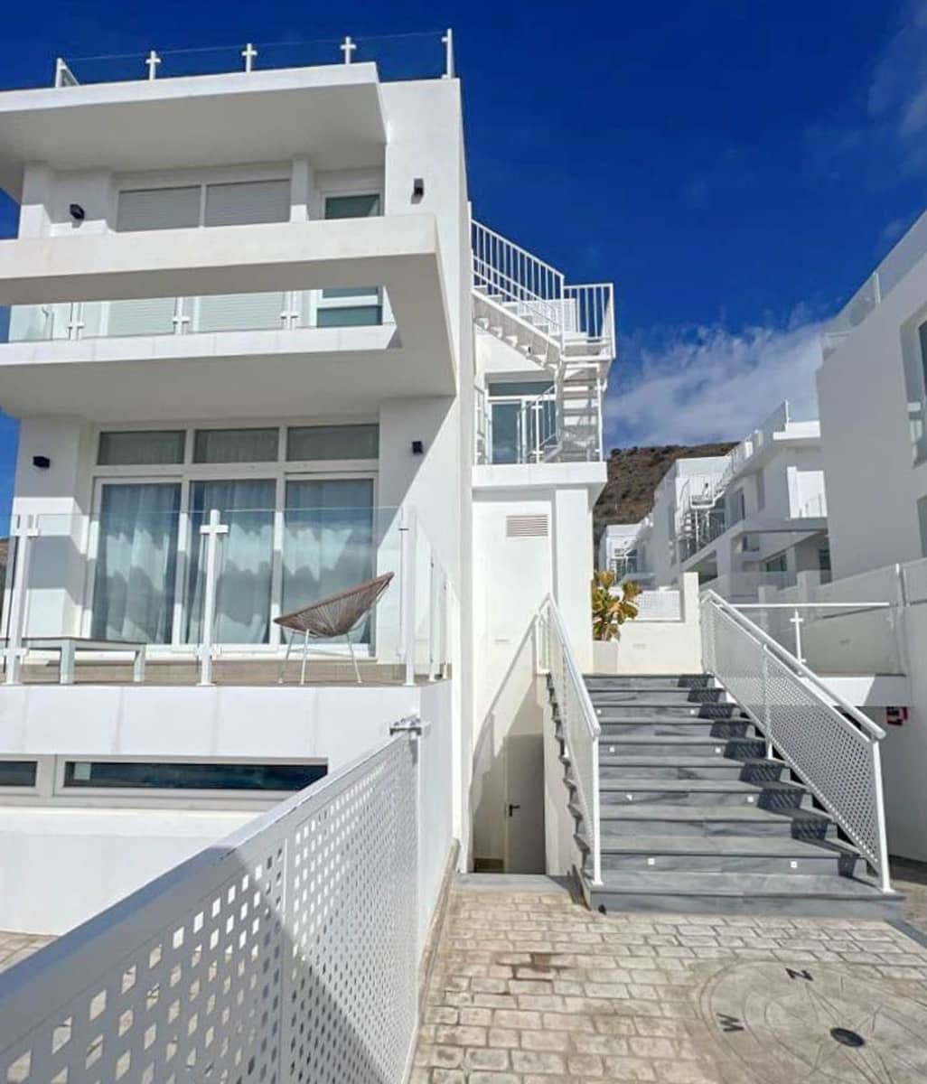 Villa in vendita in Nerja - 650.000 € (Rif: 10098774)