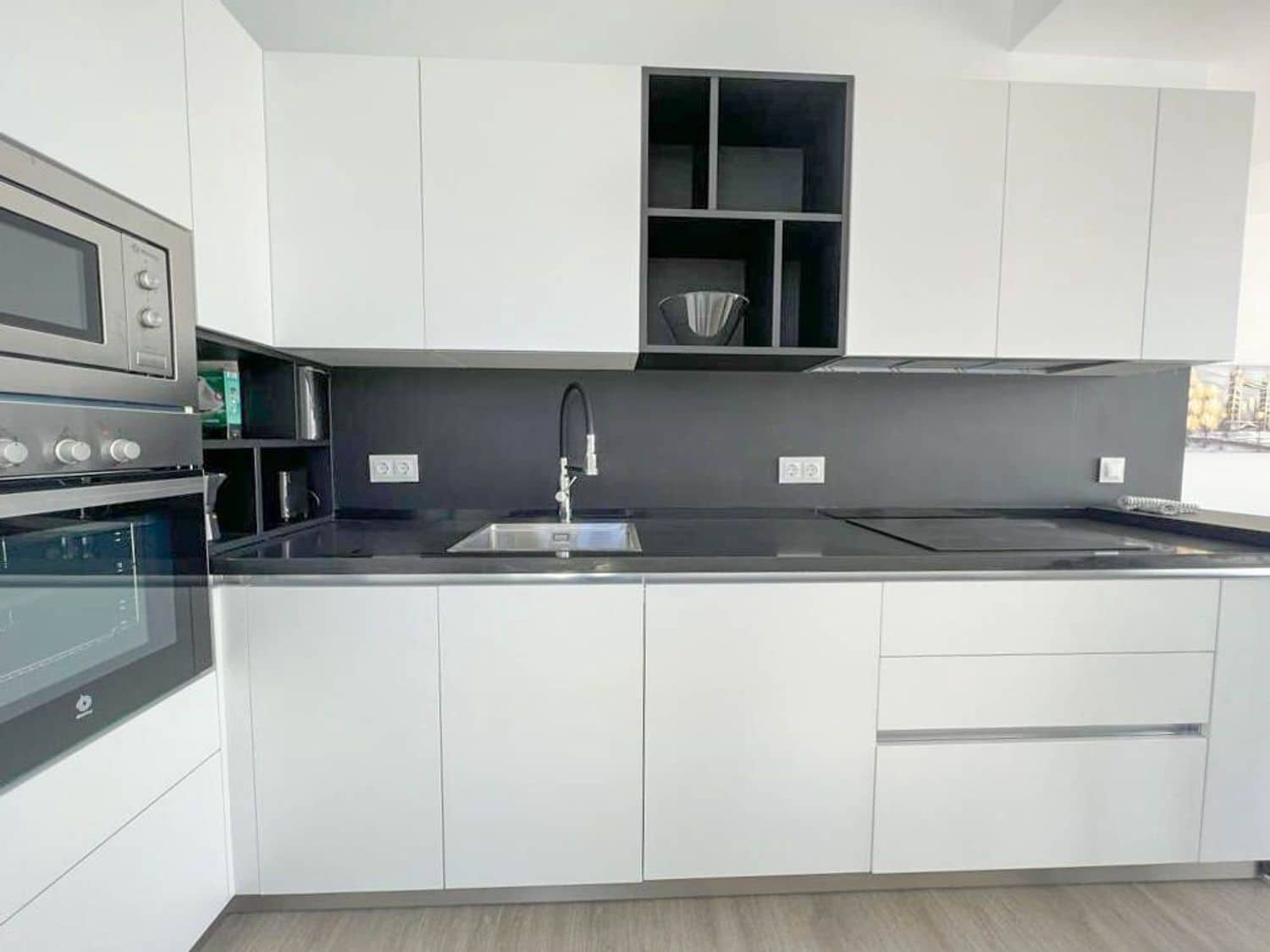 Villa in vendita in Nerja - 650.000 € (Rif: 10098774)