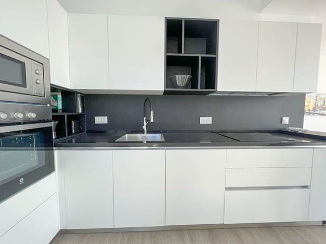 Villa zu verkaufen in Capistrano, Nerja - 650.000 € (Ref: 10098774)