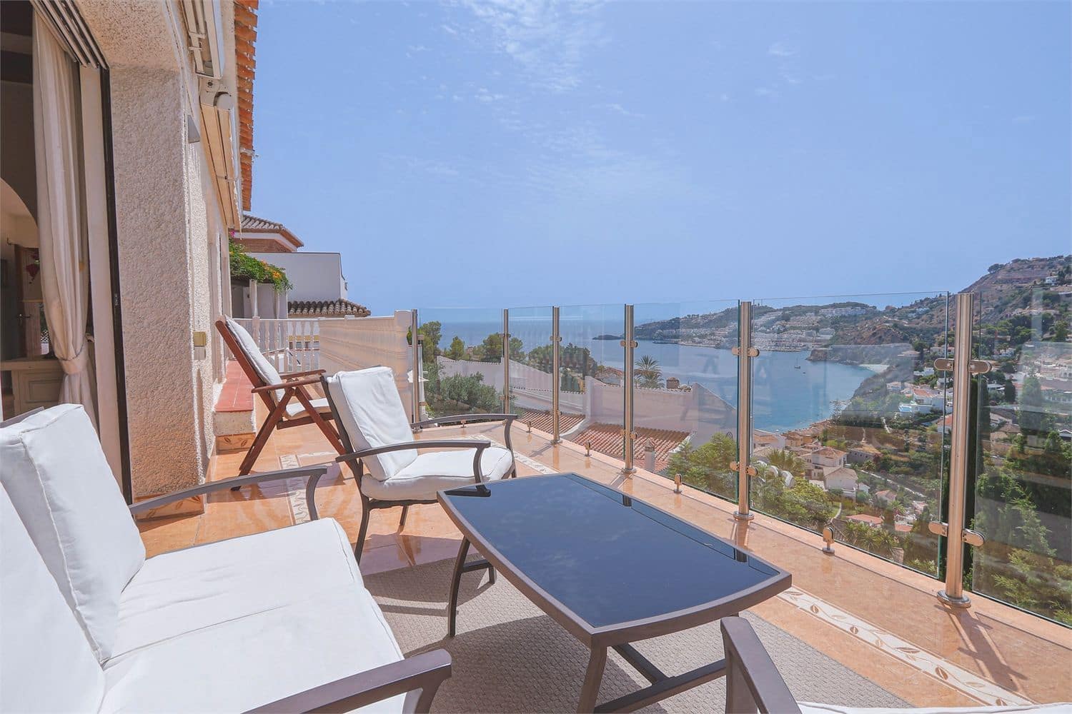 Villa till salu i Cotobro - 675 000 € (Ref: 10098775)