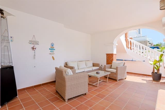 Villa/Maison à vendre à Frigiliana - 1 400 000 € (Ref: 10098776)