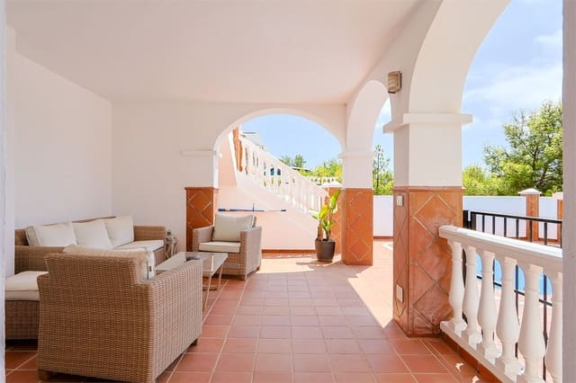 Villa/Maison à vendre à Frigiliana - 1 400 000 € (Ref: 10098776)