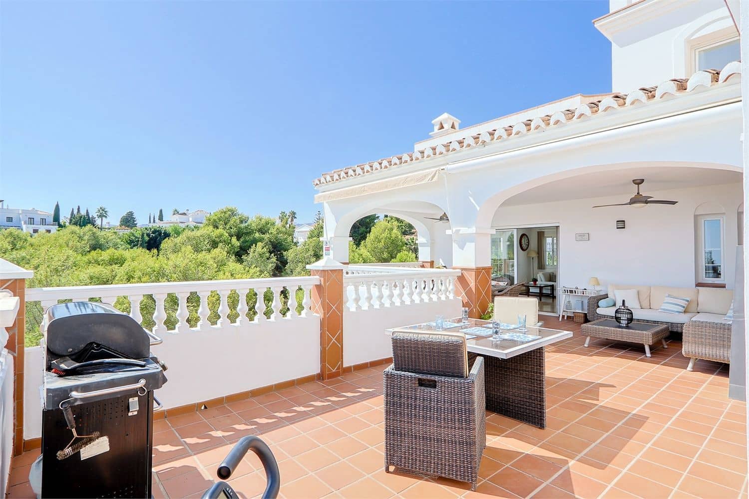 Villa/Maison à vendre à Frigiliana - 1 400 000 € (Ref: 10098776)