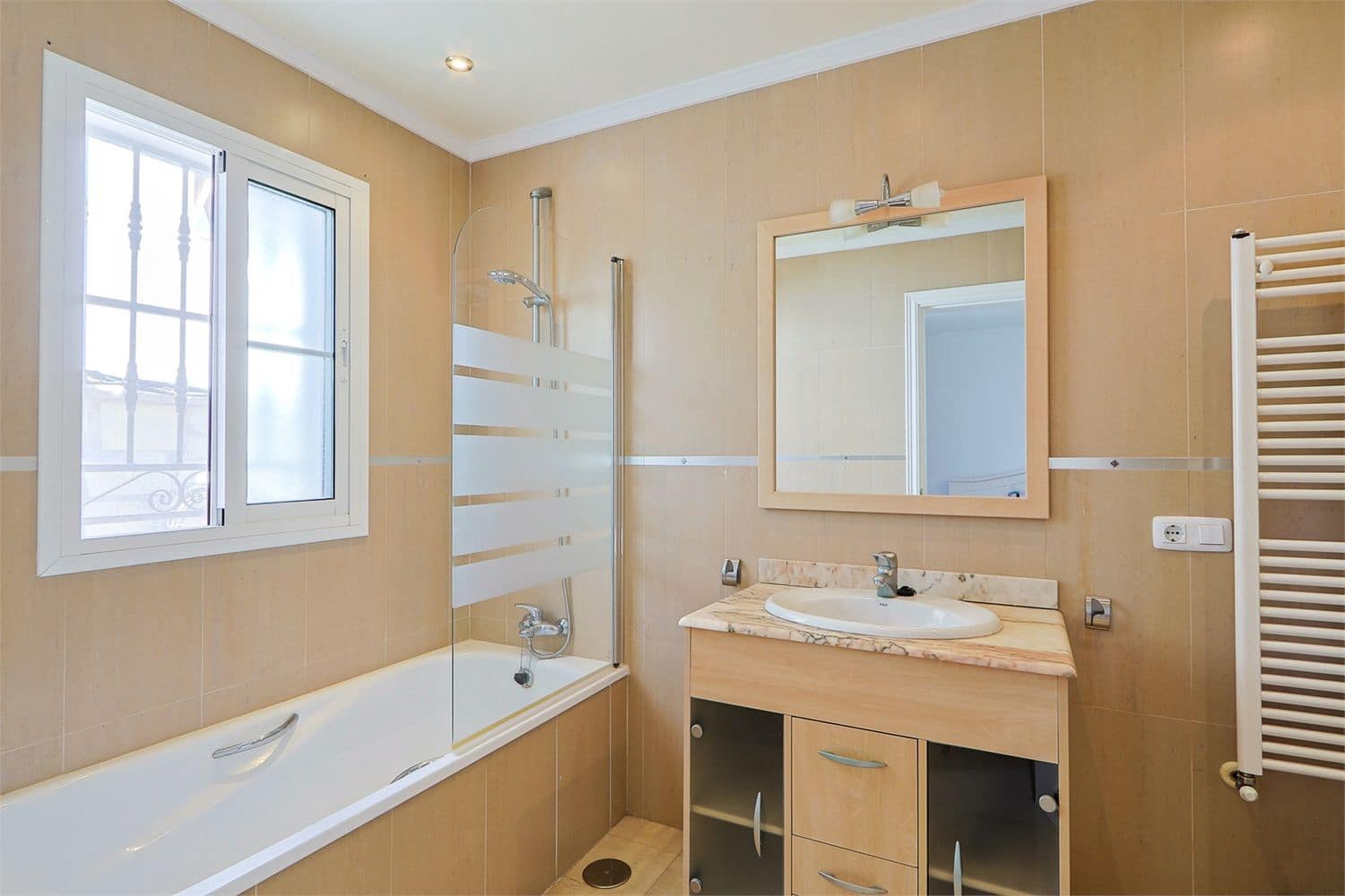 Villa/Maison à vendre à Frigiliana - 1 400 000 € (Ref: 10098776)