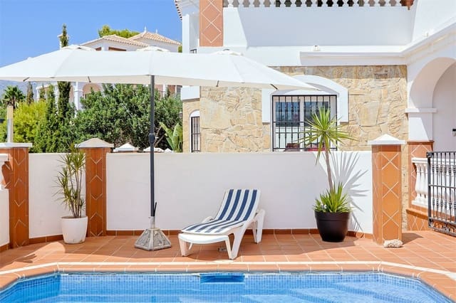 Villa/Maison à vendre à Frigiliana - 1 400 000 € (Ref: 10098776)