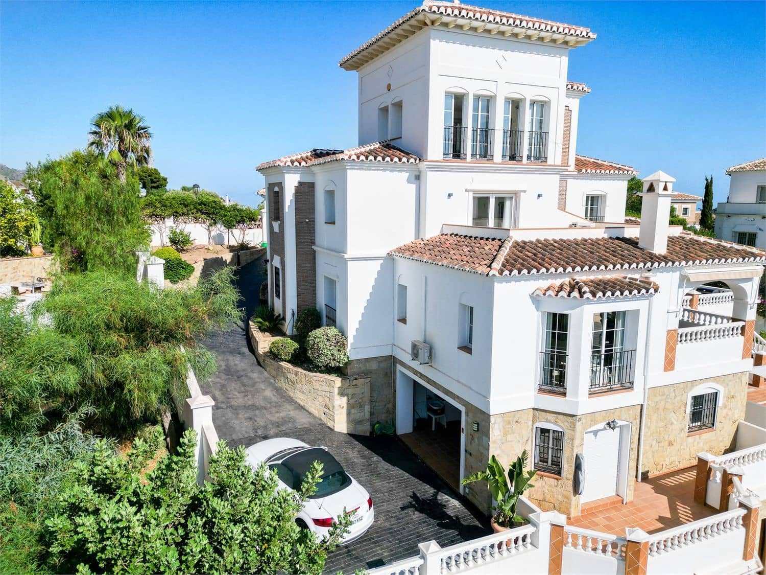 Villa/Maison à vendre à Frigiliana - 1 400 000 € (Ref: 10098776)