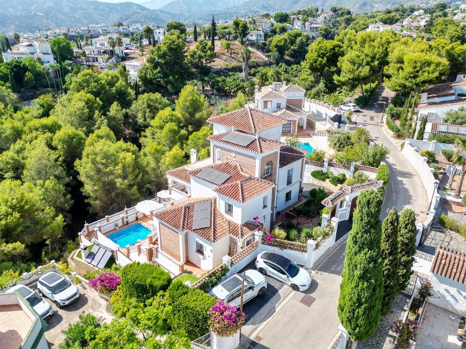 Villa/Maison à vendre à Frigiliana - 1 400 000 € (Ref: 10098776)