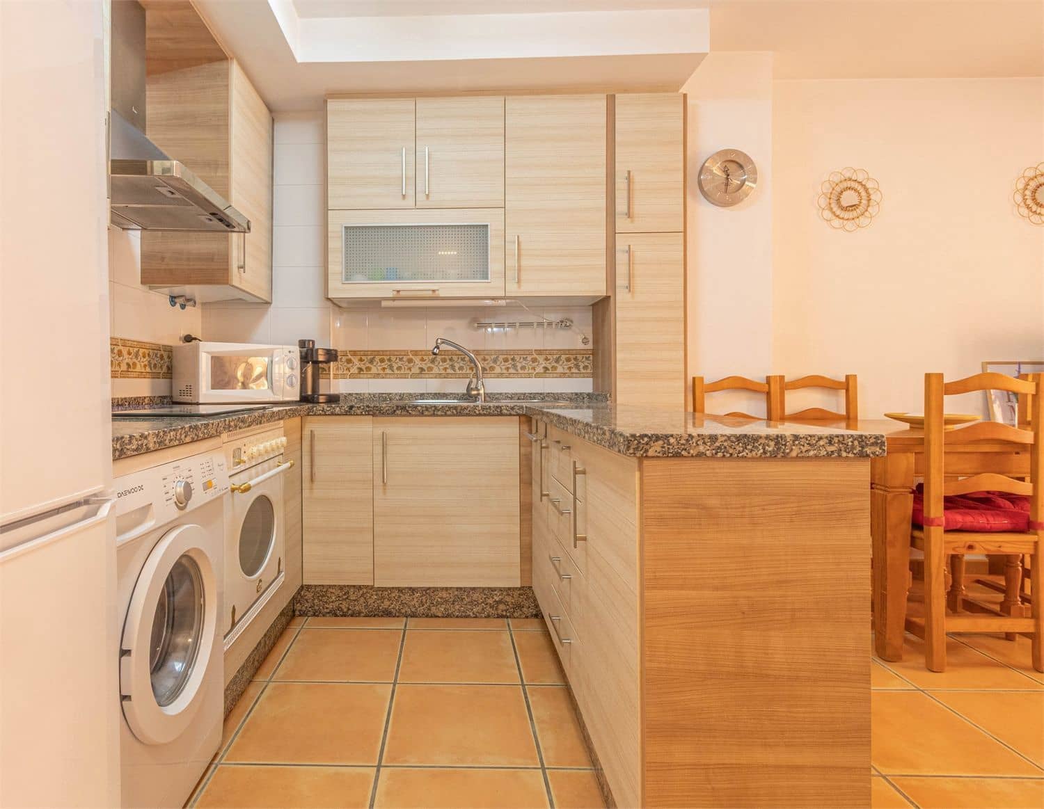 Strandleiligheter til salgs i El Morche - € 220 000 (Ref: 10098777)