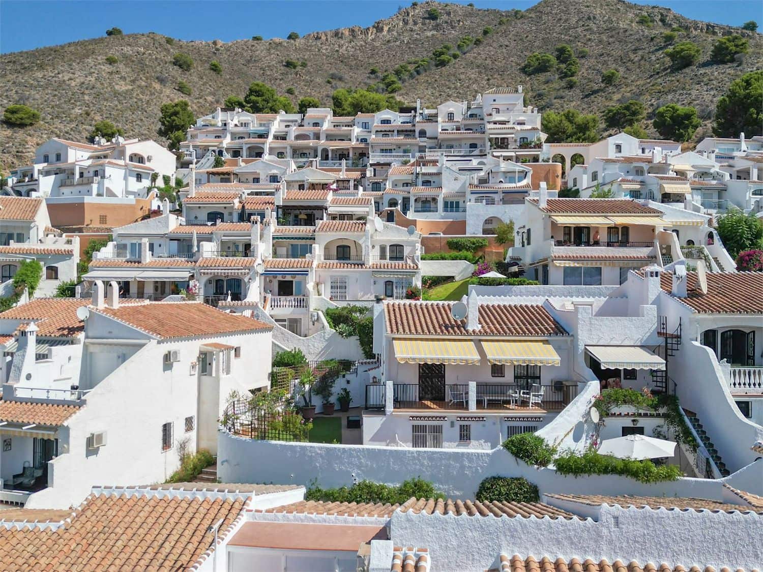 Semi-detached Villa for sale in Nerja - € 475,000 (Ref: 10098778)