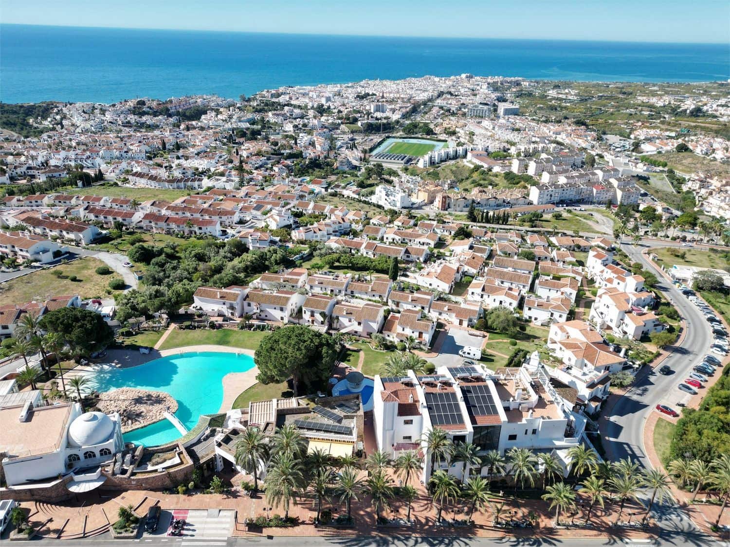 Semi-detached Villa for sale in Nerja - € 475,000 (Ref: 10098778)