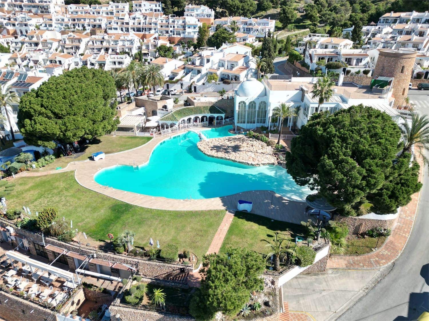 Semi-detached Villa for sale in Nerja - € 475,000 (Ref: 10098778)