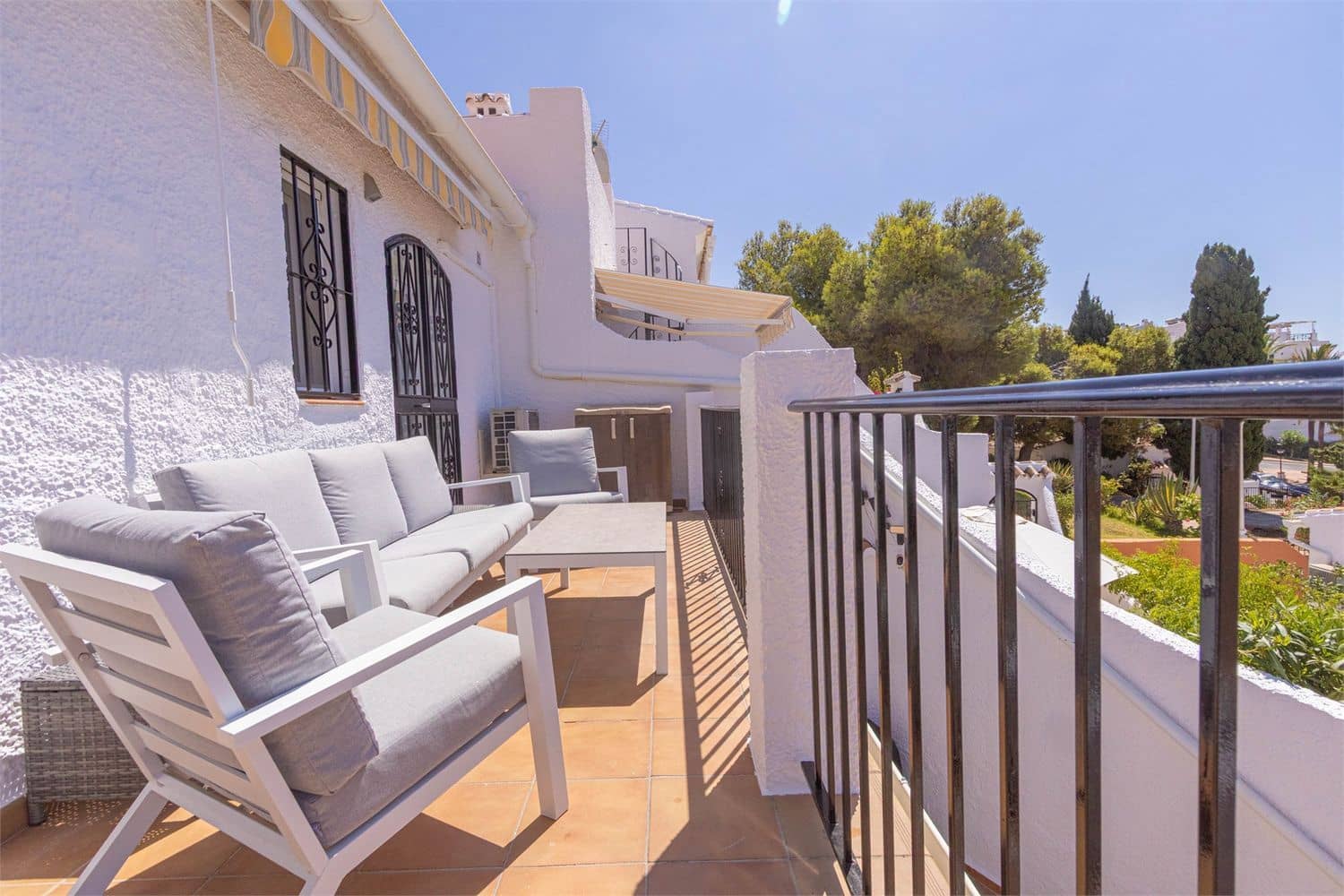 Semi-detached Villa for sale in Nerja - € 475,000 (Ref: 10098778)