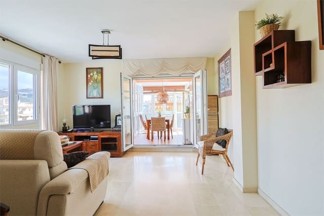 Strandleiligheter til salgs i El Peñoncillo, Torrox - € 349 000 (Ref: 10098780)