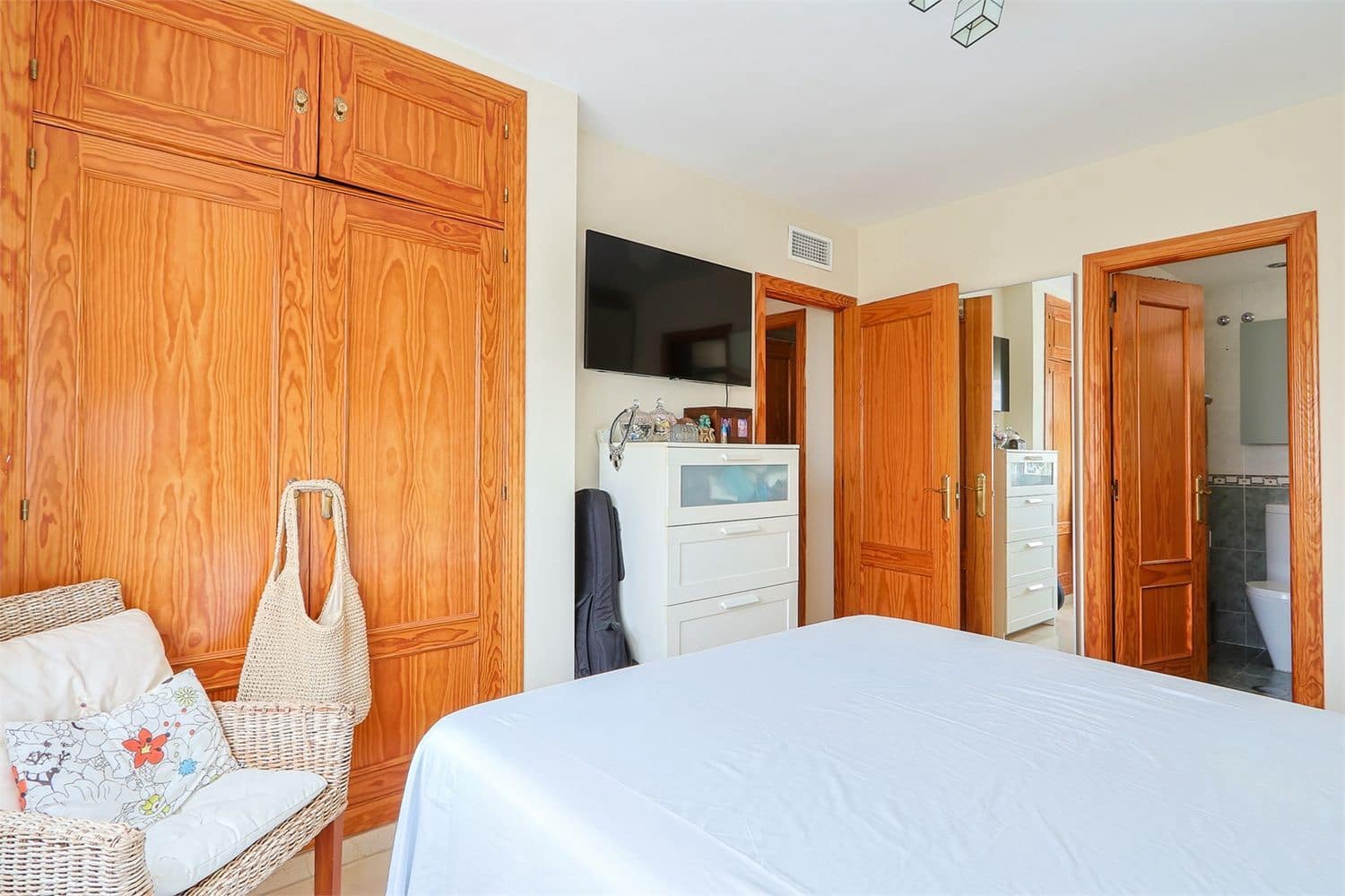 Strandleiligheter til salgs i El Penoncillo - € 349 000 (Ref: 10098780)