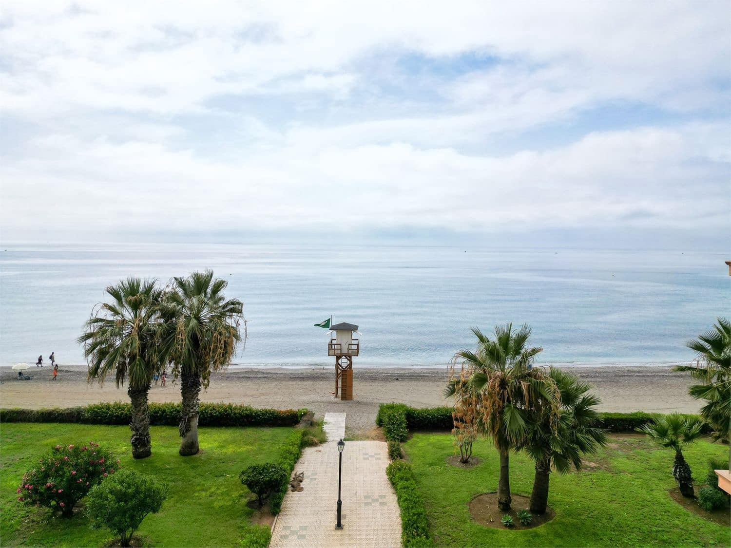 Strandleiligheter til salgs i El Penoncillo - € 349 000 (Ref: 10098780)
