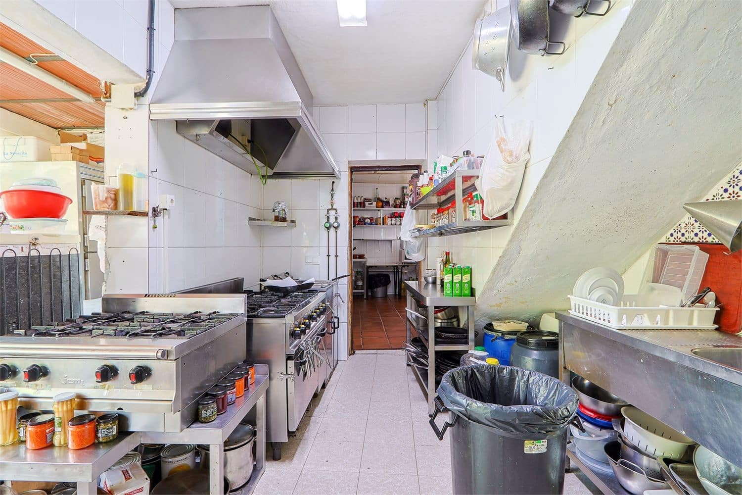 Bar/Restaurant zu verkaufen in Nerja - 699.000 € (Ref: 10098781)
