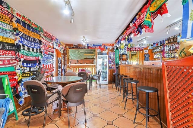 Bar/Restaurant zu verkaufen in Capistrano, Nerja - 699.000 € (Ref: 10098781)