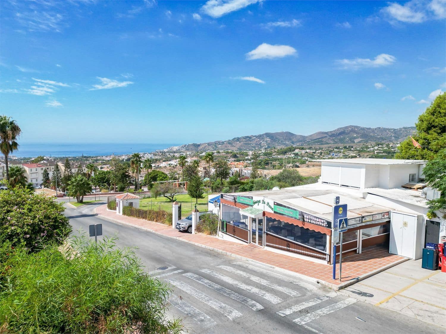 Bar/Restaurant zu verkaufen in Nerja - 699.000 € (Ref: 10098781)