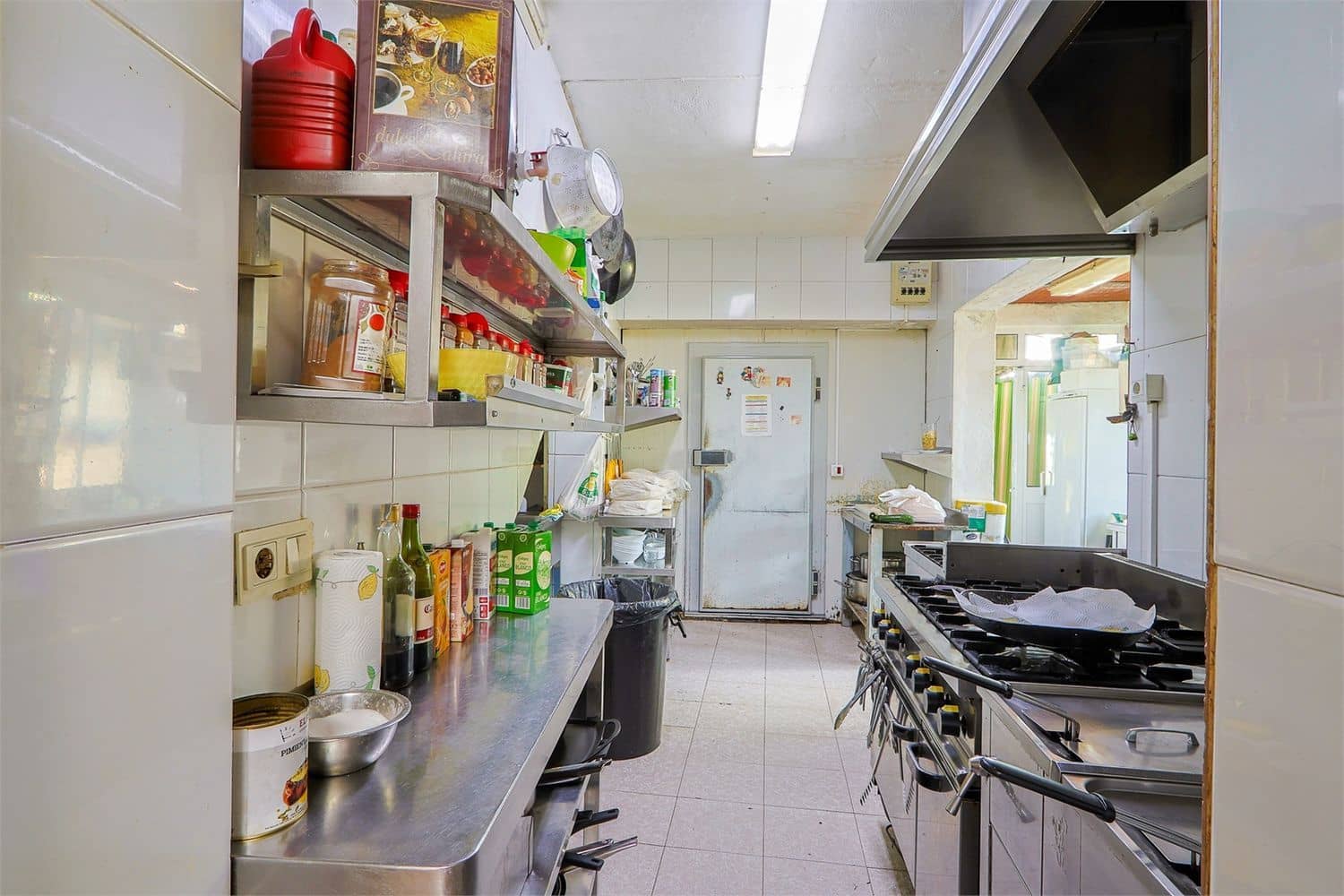 Bar/Restaurant zu verkaufen in Nerja - 699.000 € (Ref: 10098781)