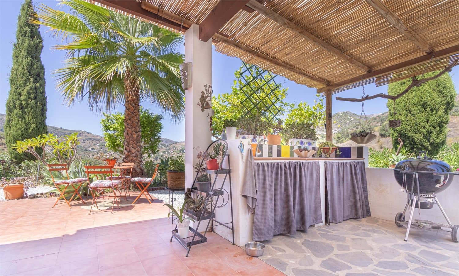 Finca/Country House for sale in Torrox - € 339,000 (Ref: 10098782)