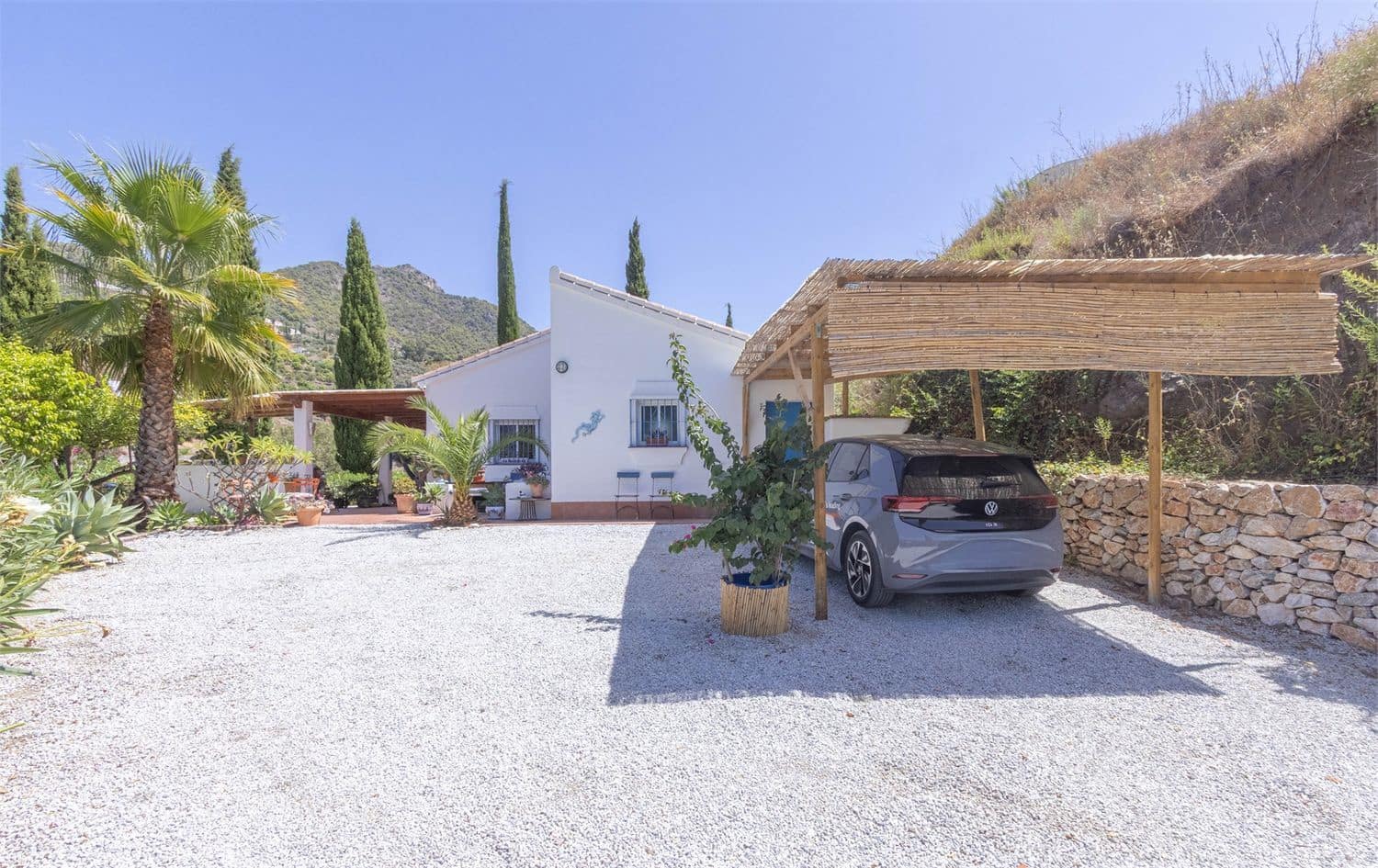 Finca/Country House for sale in Torrox - € 339,000 (Ref: 10098782)