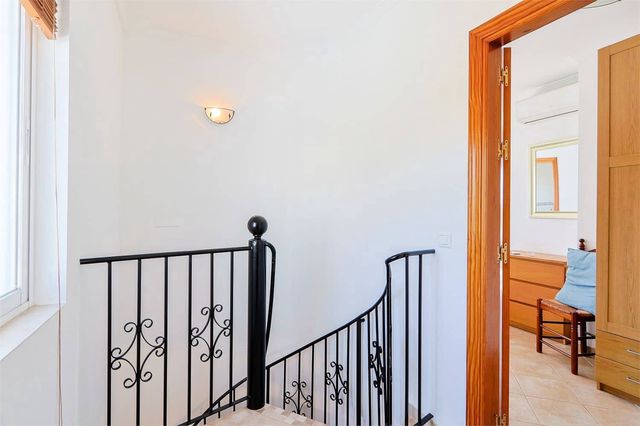 Villa till salu i Nueva Nerja, Nerja med pool - 690 000 € (Ref: 10099544)