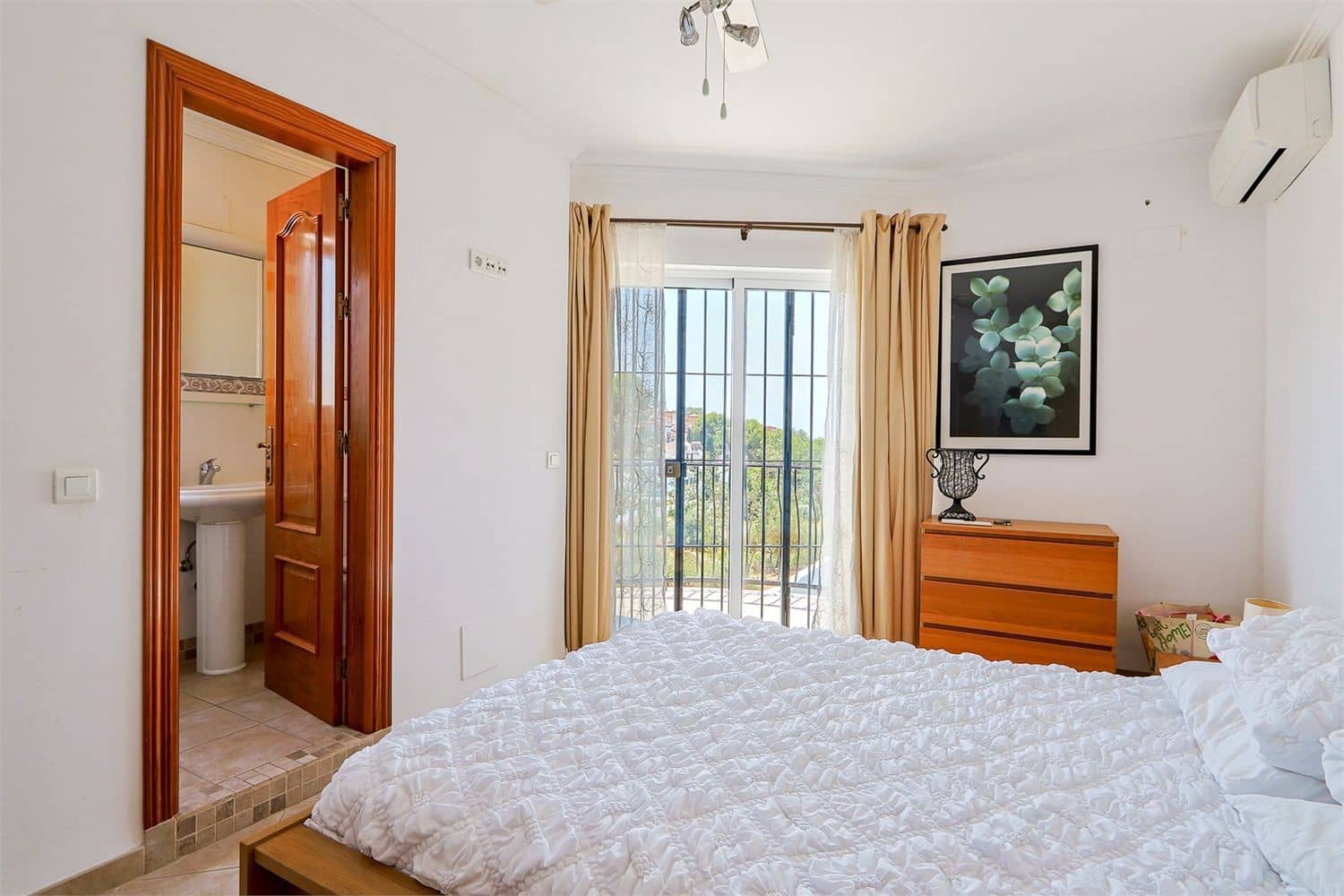 Villa till salu i Nerja med pool - 690 000 € (Ref: 10099544)