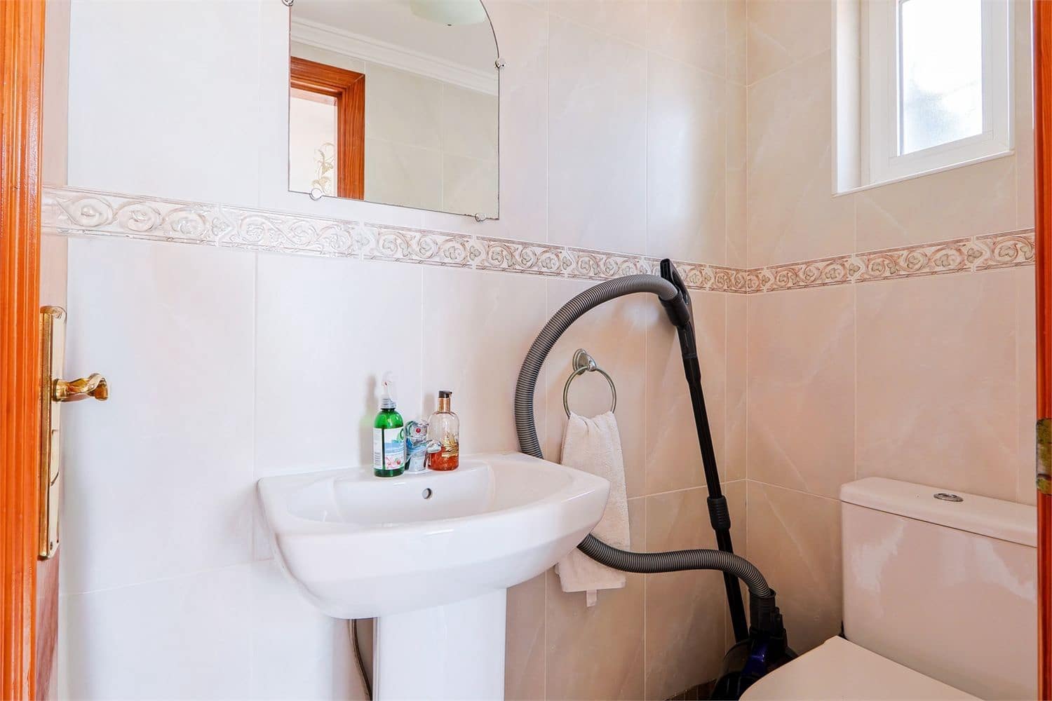 Villa till salu i Nerja med pool - 690 000 € (Ref: 10099544)