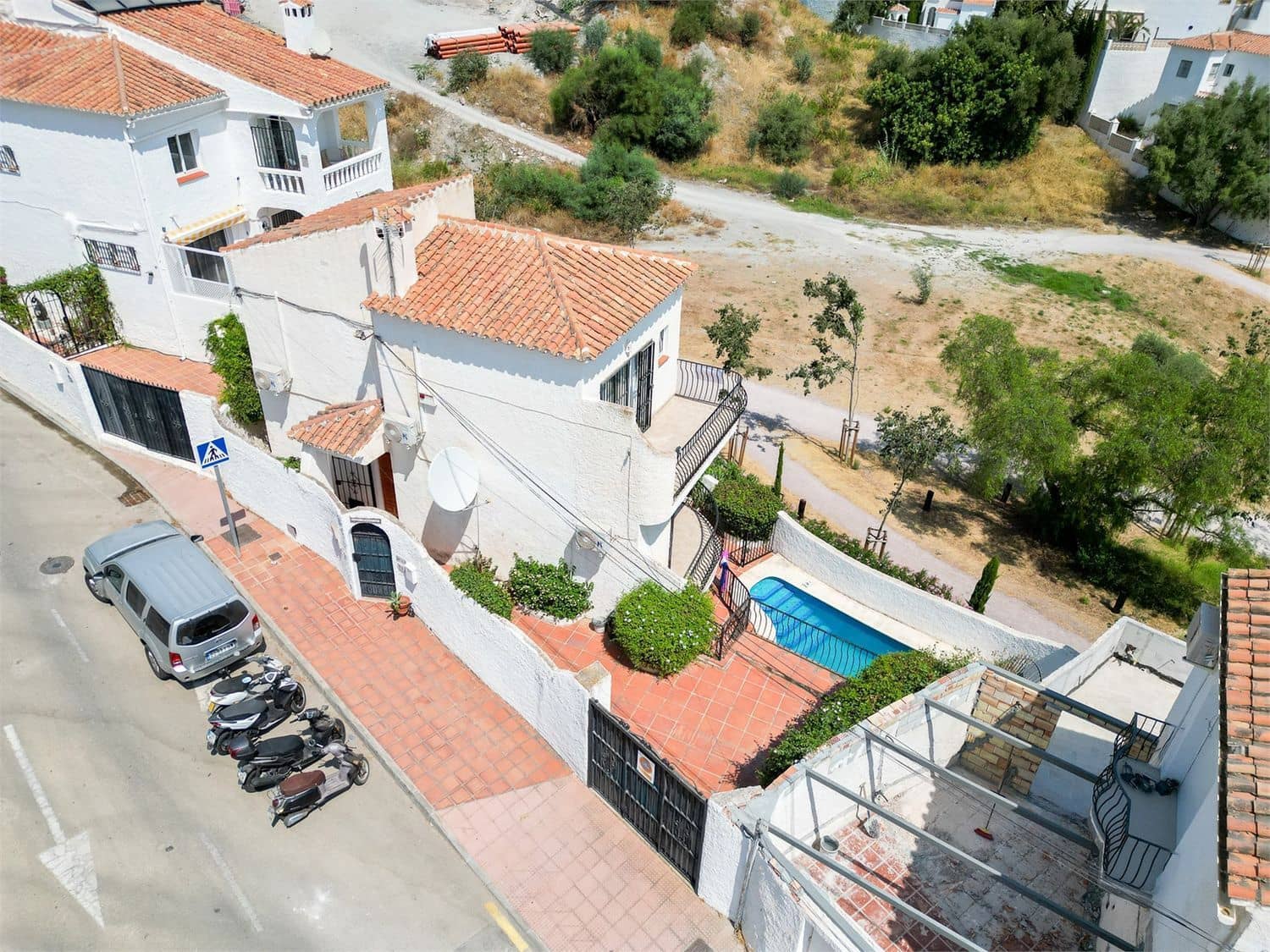 Villa till salu i Nerja med pool - 690 000 € (Ref: 10099544)