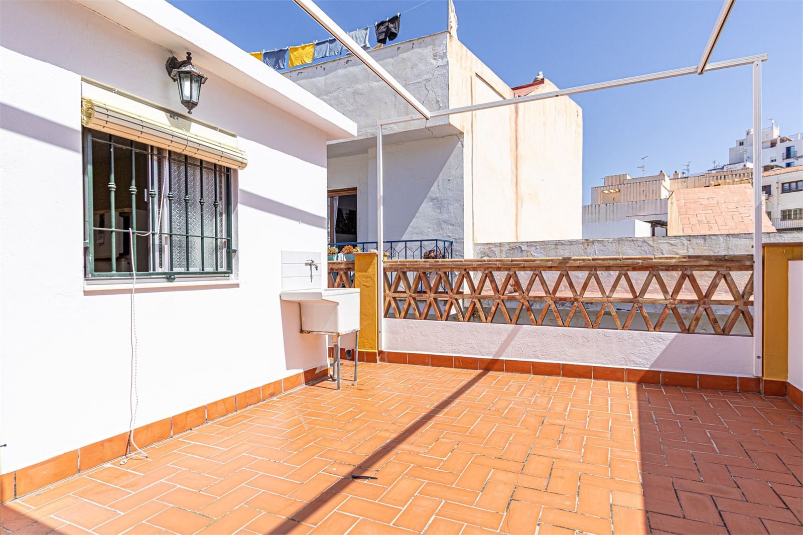 3 bedroom Townhouse for sale in Almunecar - € 320,000 (Ref: 9207217)