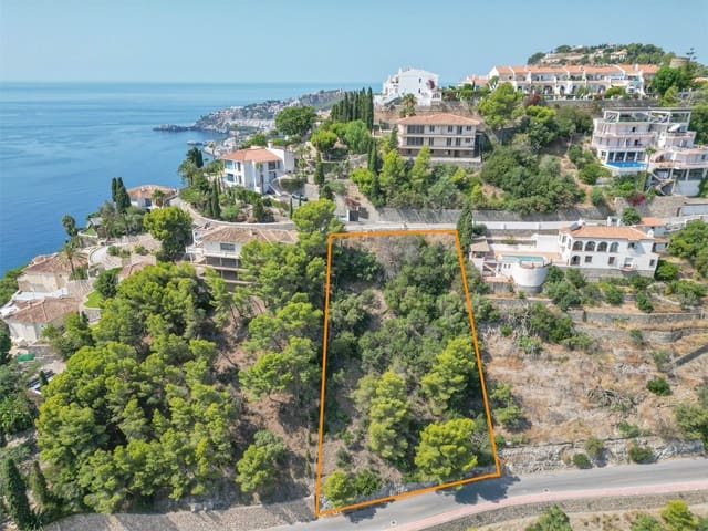 Mark till salu i Almuñécar - 140 000 € (Ref: 9207221)